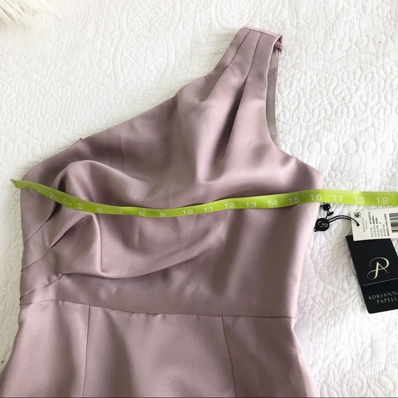 ADRIANNA PAPELL
ONE-SHOULDER RUFFLED EVENING DRESS - Picture 4 of 10